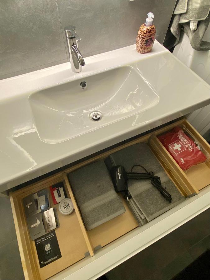 Traumhafte 115 Qm Ferienwohnung Am Steinhuder Meer, Ruhig, Komfortabel, Loggia, Parkplatz, Wifi Wunstorf Esterno foto