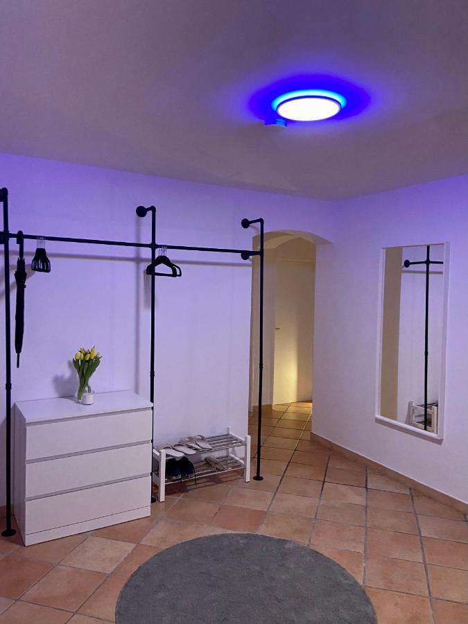 Traumhafte 115 Qm Ferienwohnung Am Steinhuder Meer, Ruhig, Komfortabel, Loggia, Parkplatz, Wifi Wunstorf Esterno foto