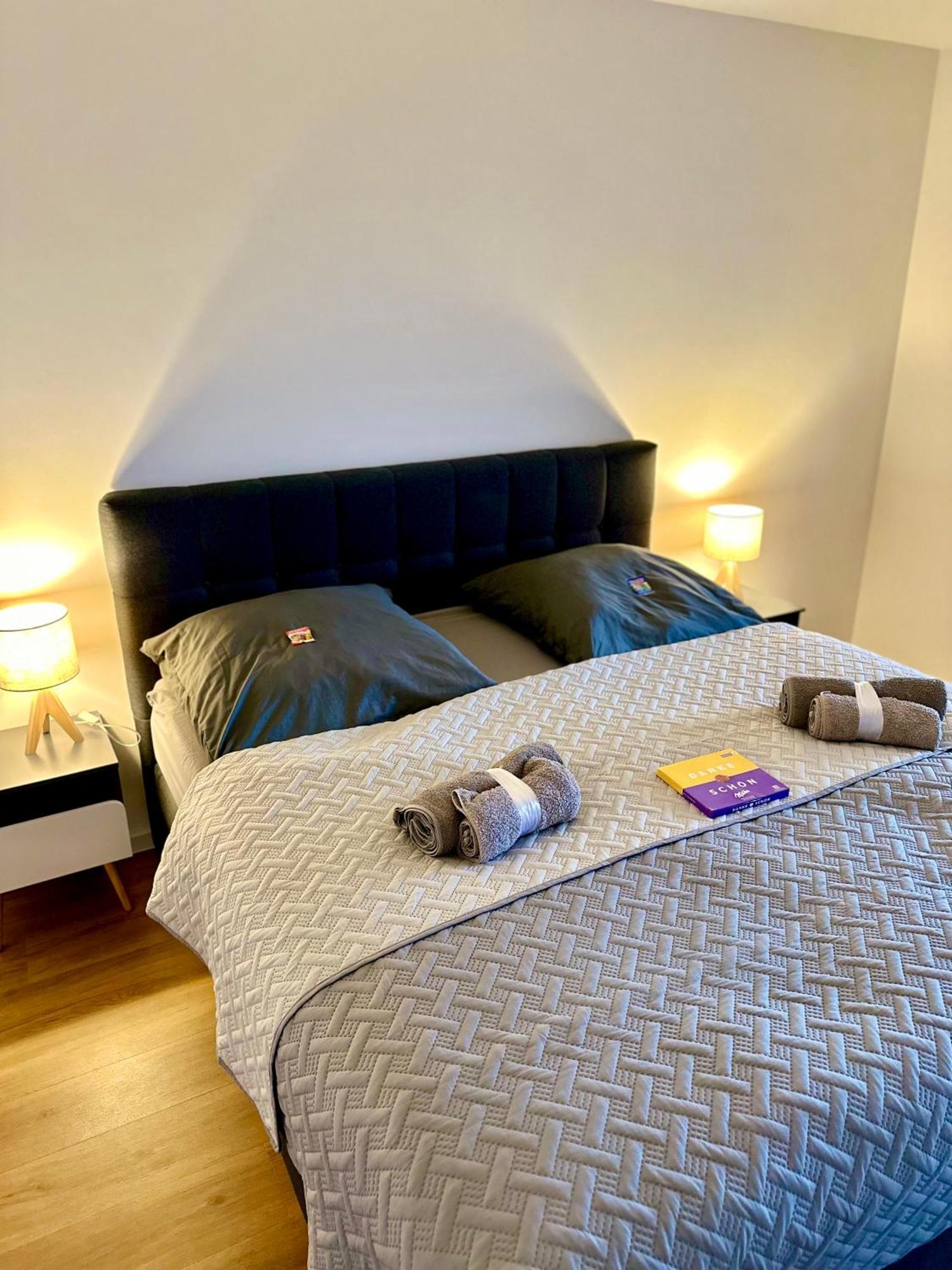 Traumhafte 115 Qm Ferienwohnung Am Steinhuder Meer, Ruhig, Komfortabel, Loggia, Parkplatz, Wifi Wunstorf Esterno foto