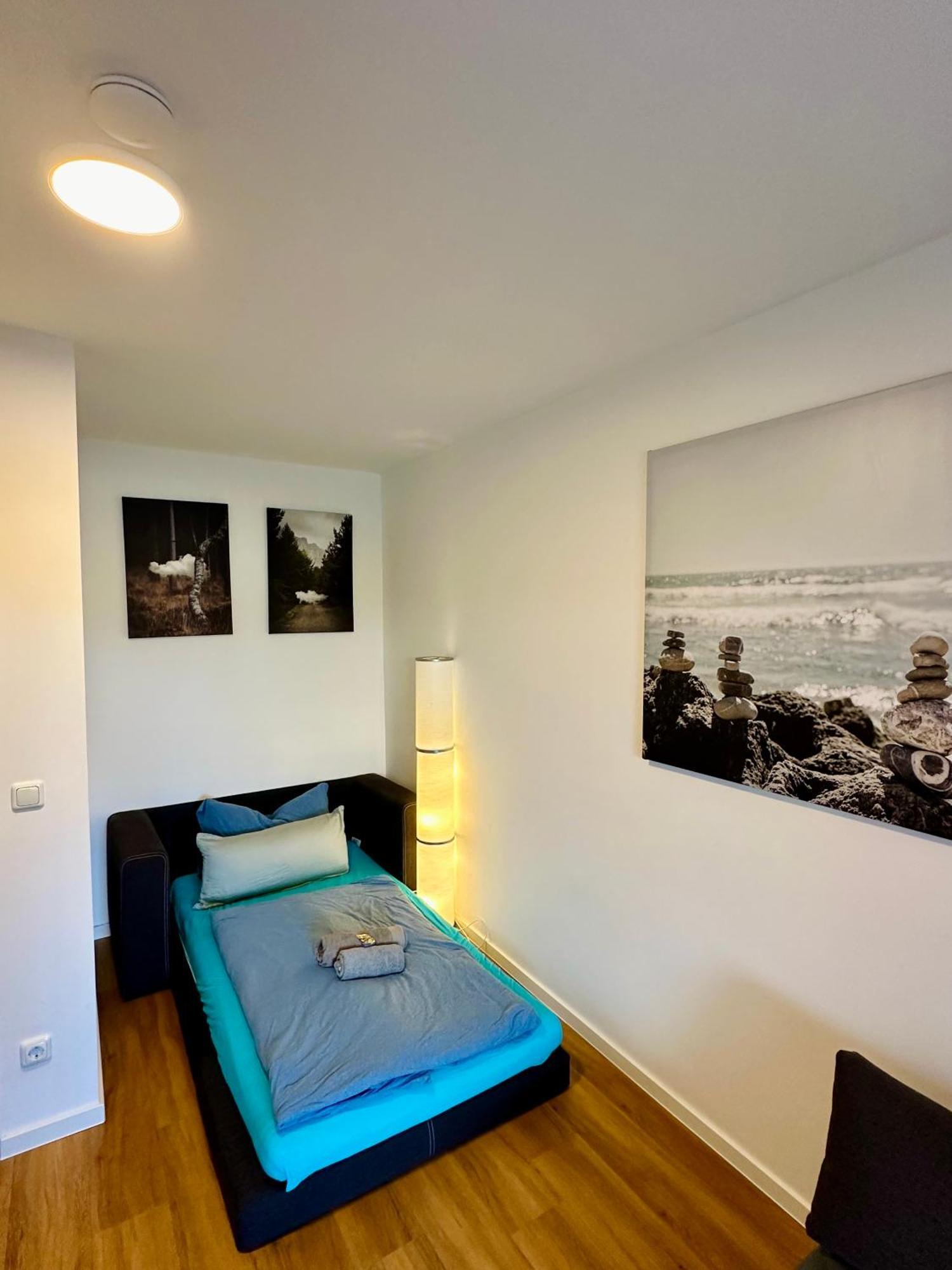 Traumhafte 115 Qm Ferienwohnung Am Steinhuder Meer, Ruhig, Komfortabel, Loggia, Parkplatz, Wifi Wunstorf Esterno foto